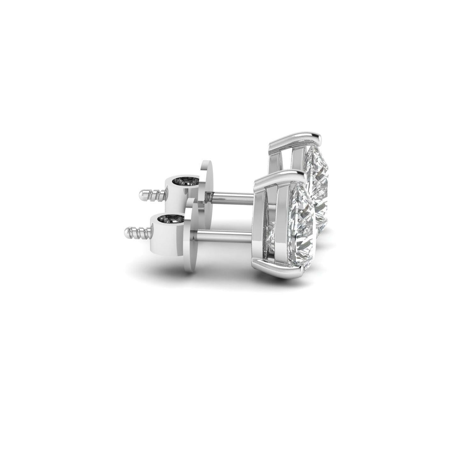 14K Gold Studded TW 2.5ct E VS1 Clarity Lab Diamond Studs