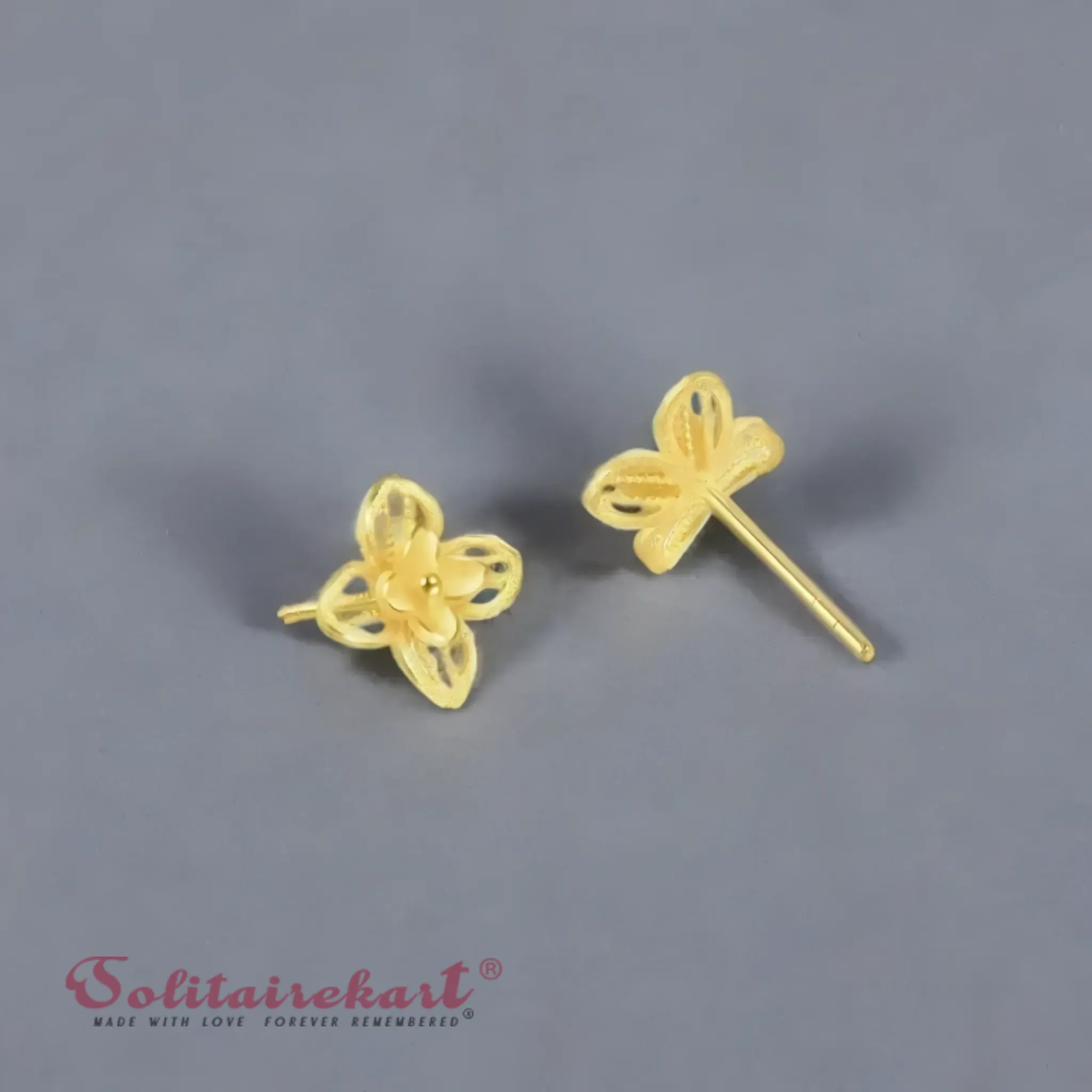 14K Gold 1.80grm Floral Bloom Studs