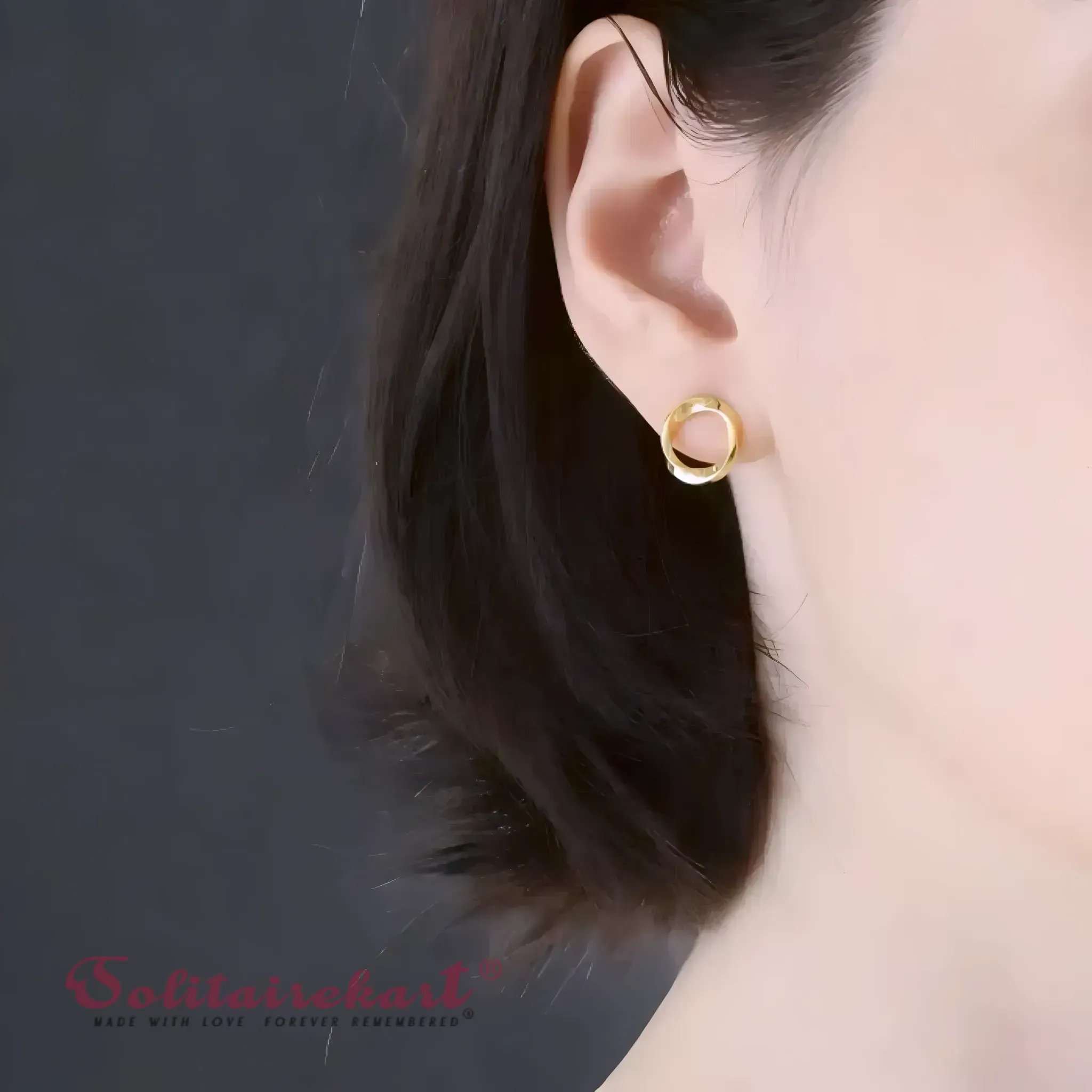 14K Gold 3.18grm Twist Circle Stud