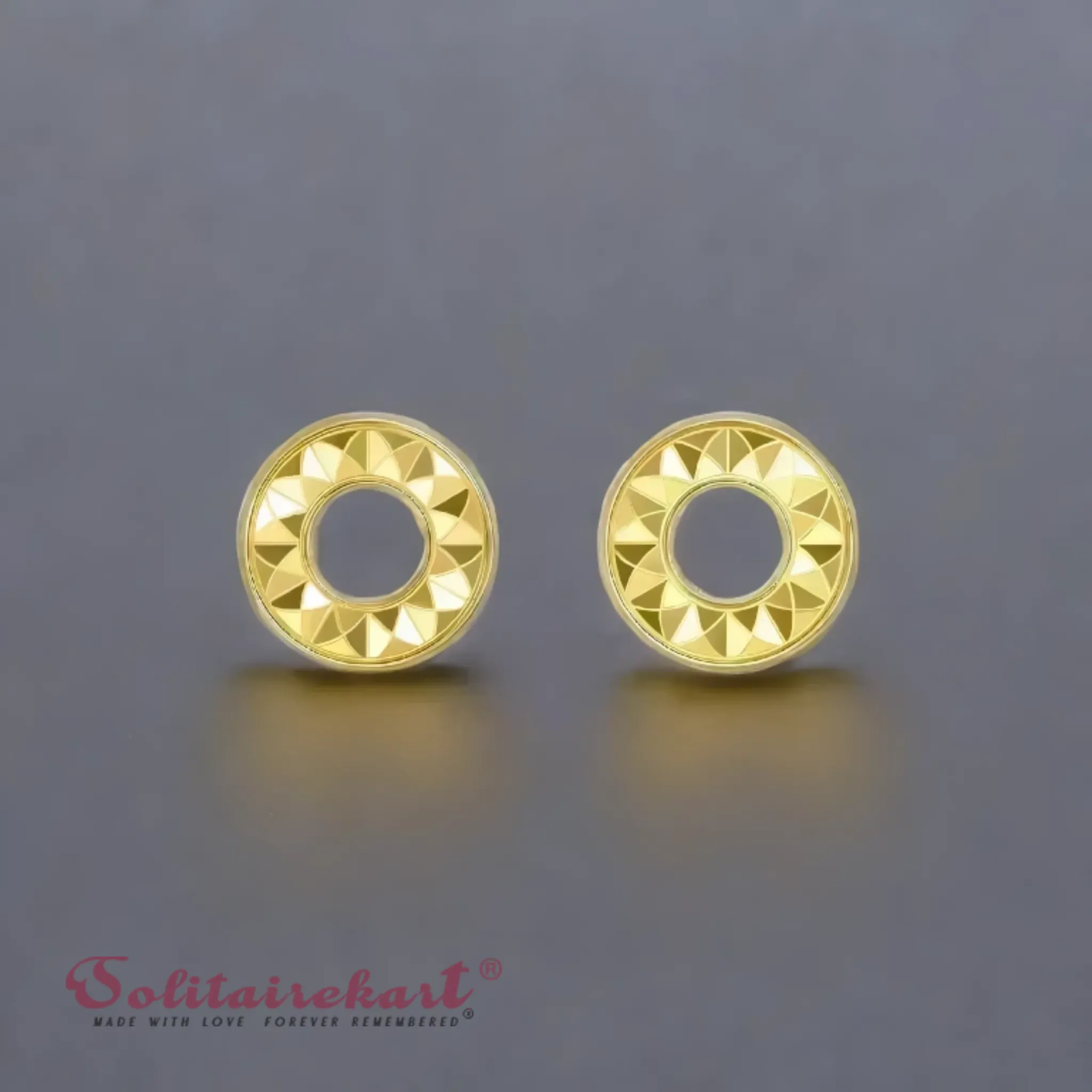 14K Gold 2.55grm Halo Stud