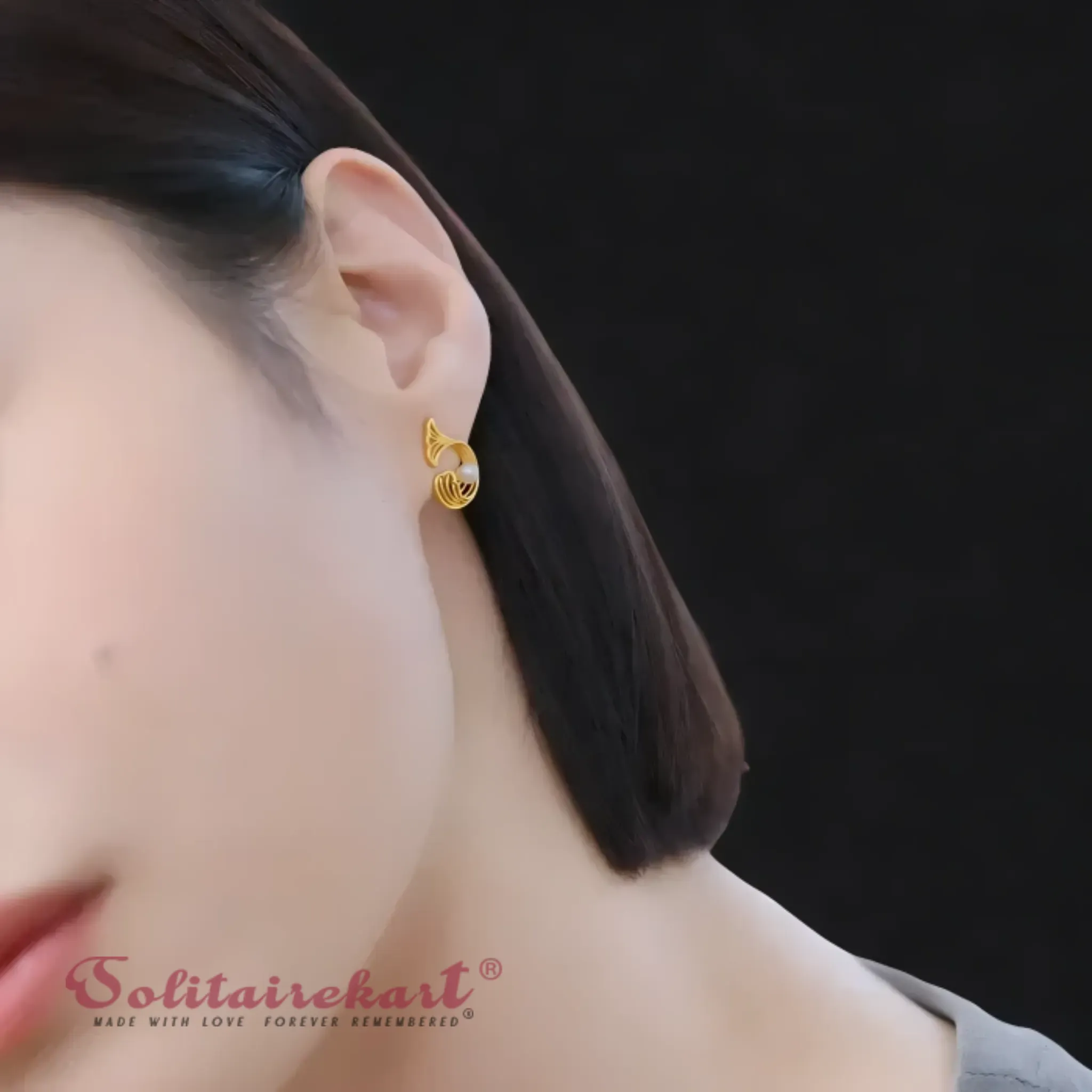 14K Gold 2.58grm Golden Pearl Earrings