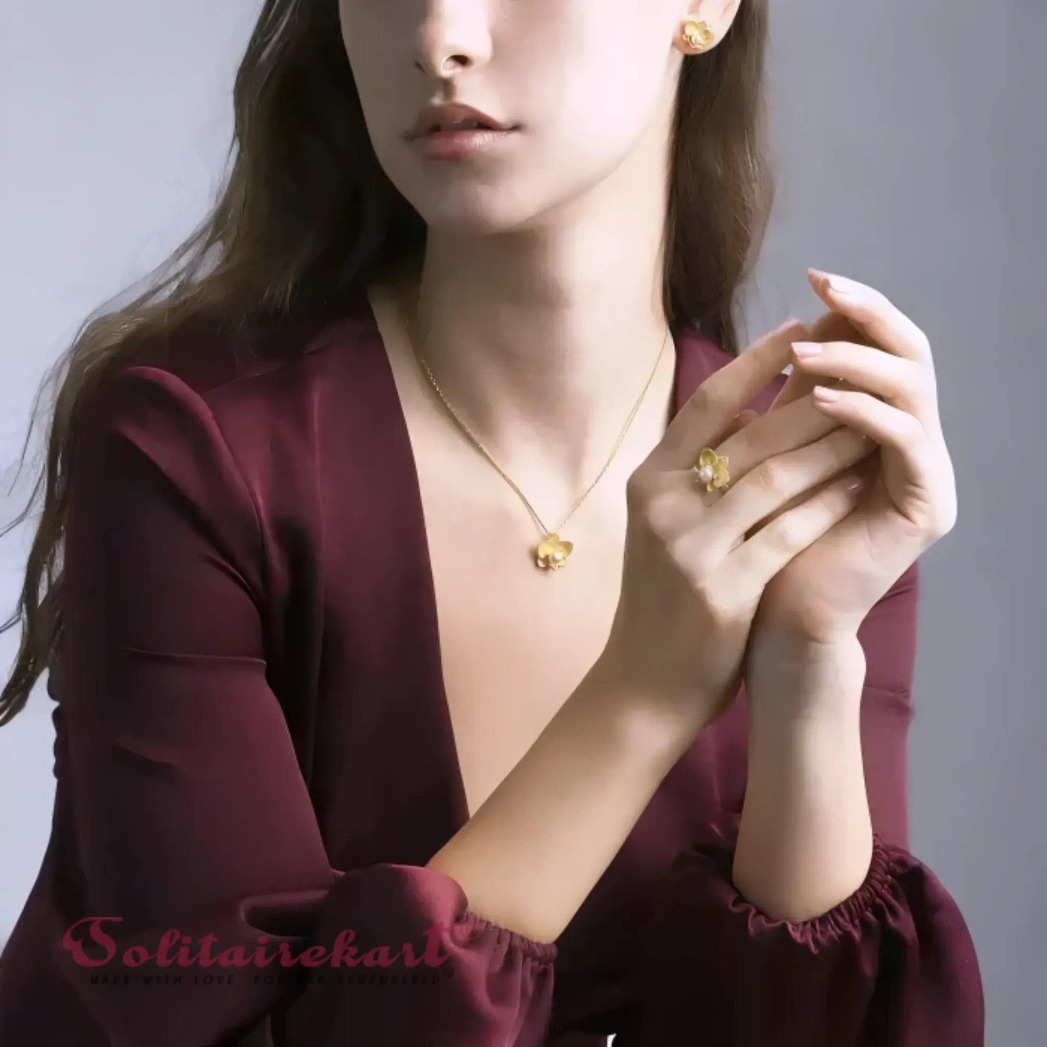 14K Gold 3.67grm Floral Blossom Stud