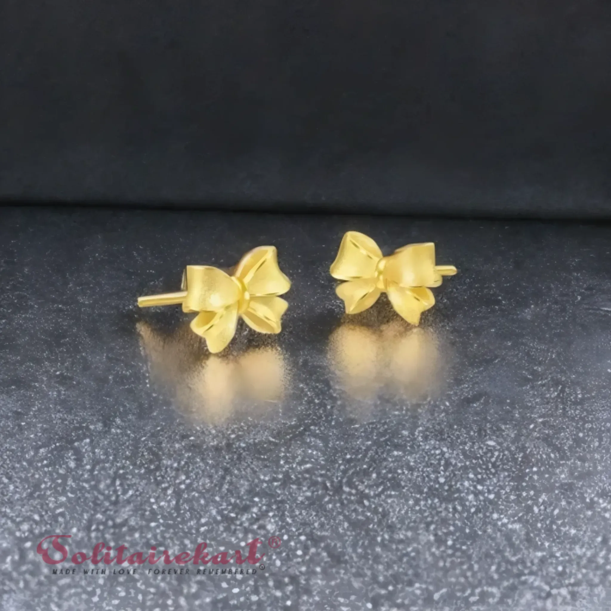 14K Gold 2.73grm Bow Knot Studs