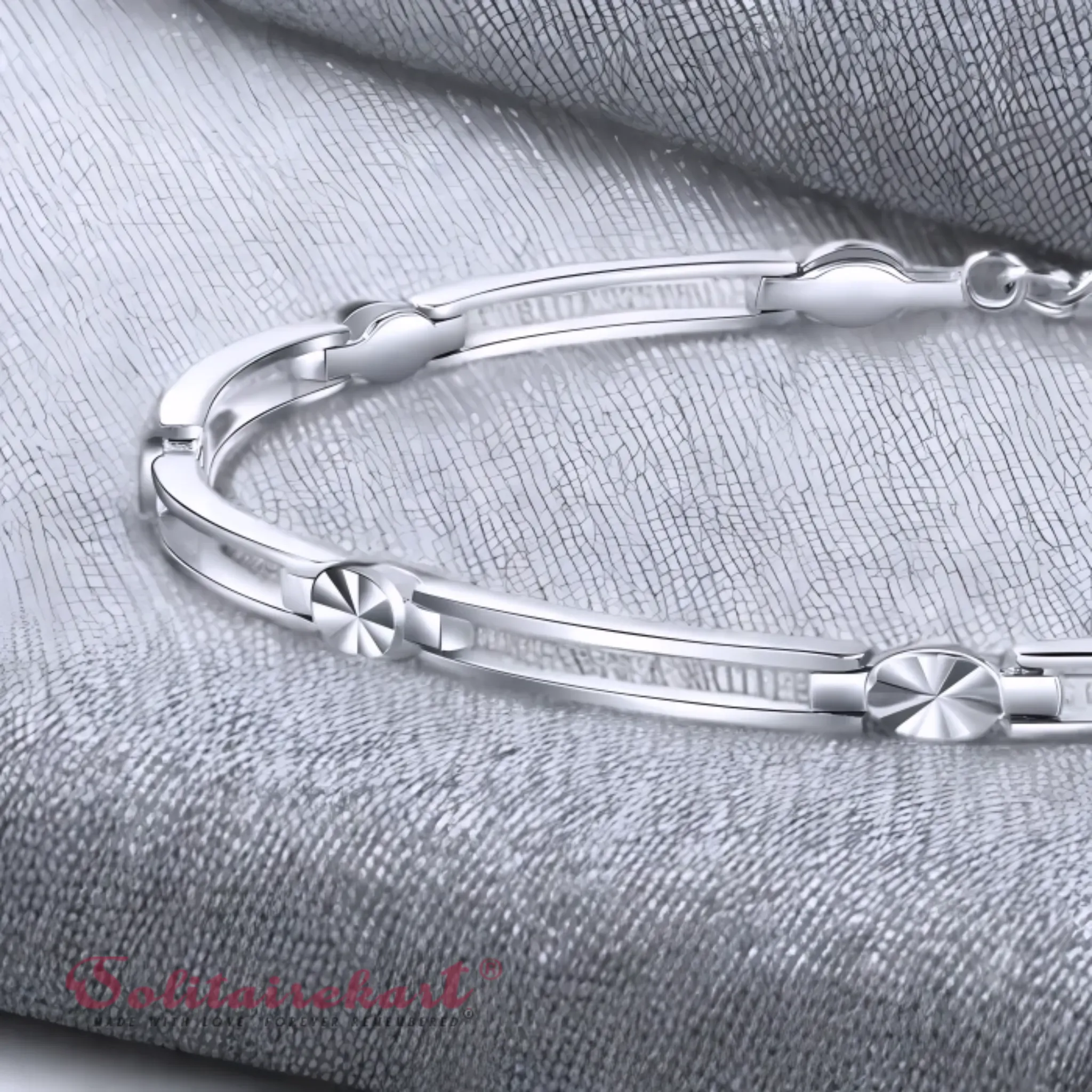 Solitairekart Platinum Modern Minimalist Design Bracelets 6.812gm Weight For Woman.