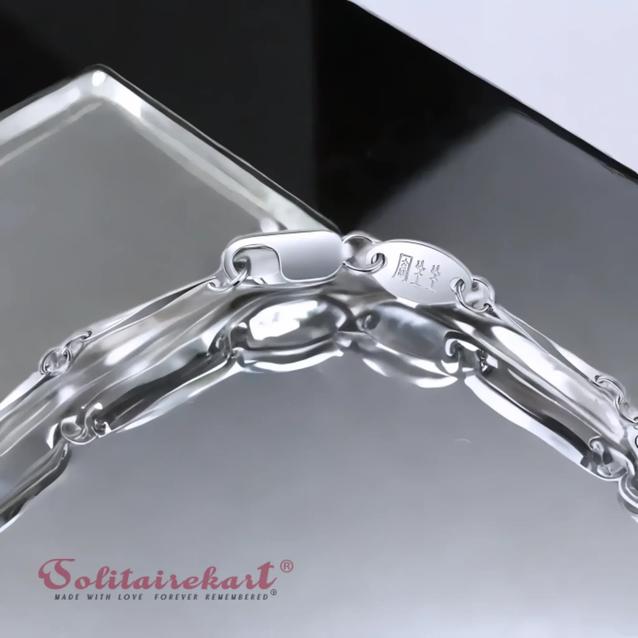 Solitairekart Platinum Minimalist Geometric Bracelet 2.133gm Weight For Unisex.