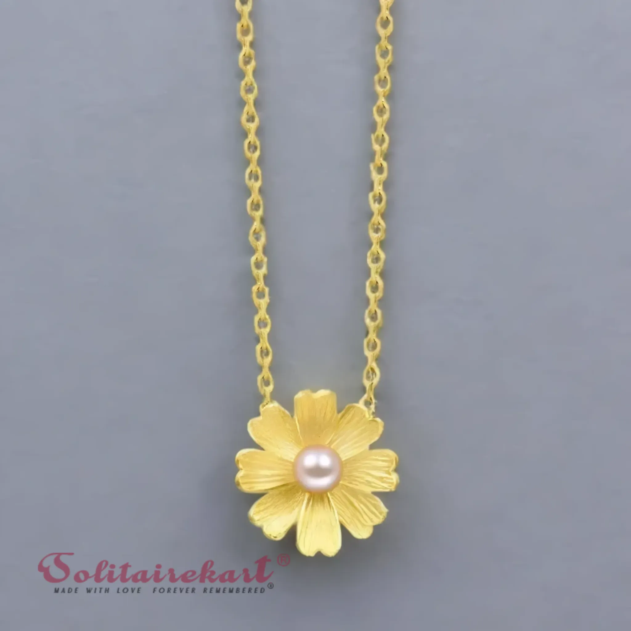 14K Yellow Gold Blossom Flower Pendant 1.40g