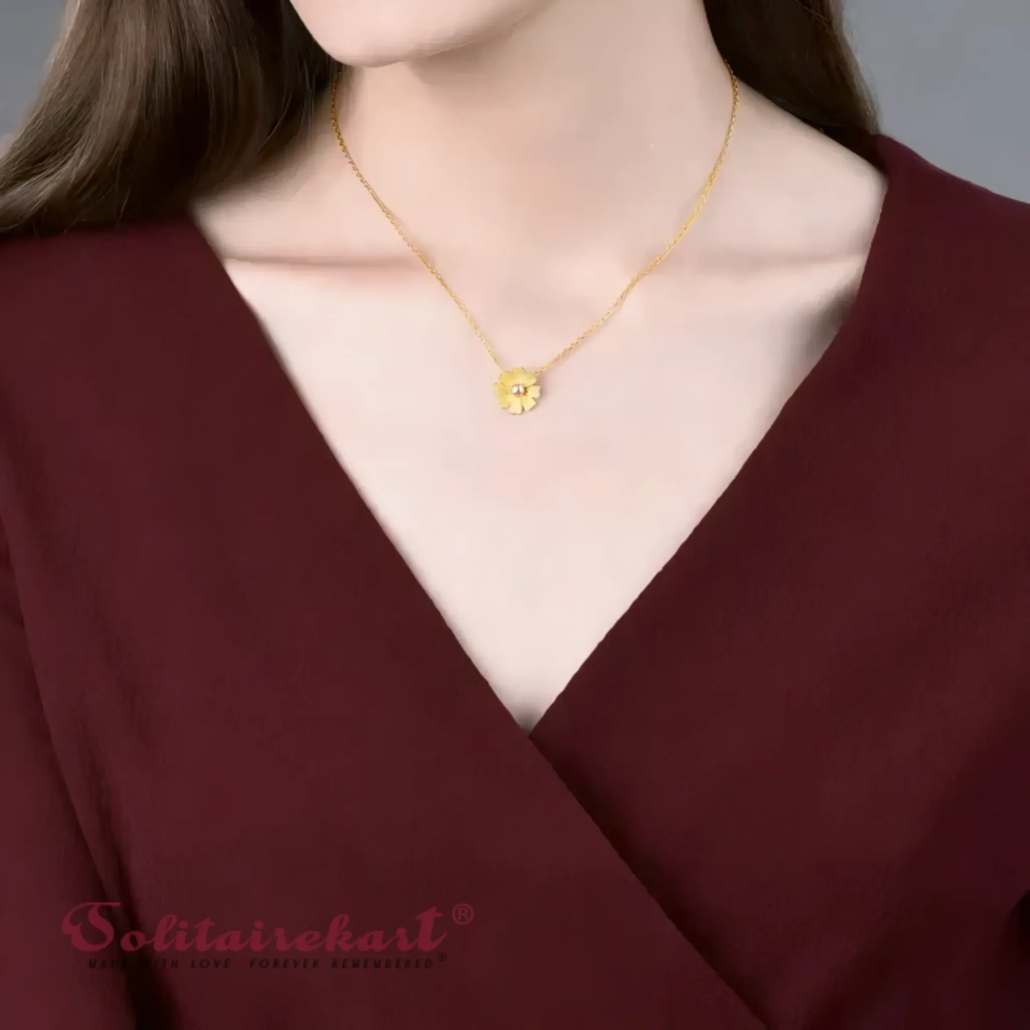 14K Yellow Gold Blossom Flower Pendant 1.40g