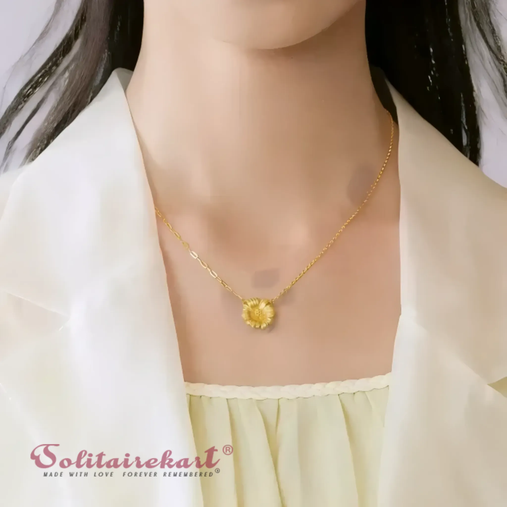 14K Yellow Gold Blossom Flower Pendant 4.31g