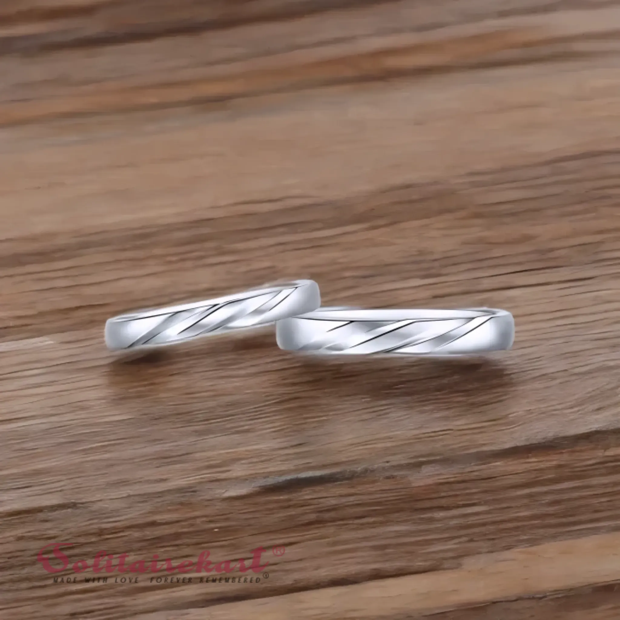 Solitairekart Platinum Cross Style Band gm 5.278 Weight For Unisex.