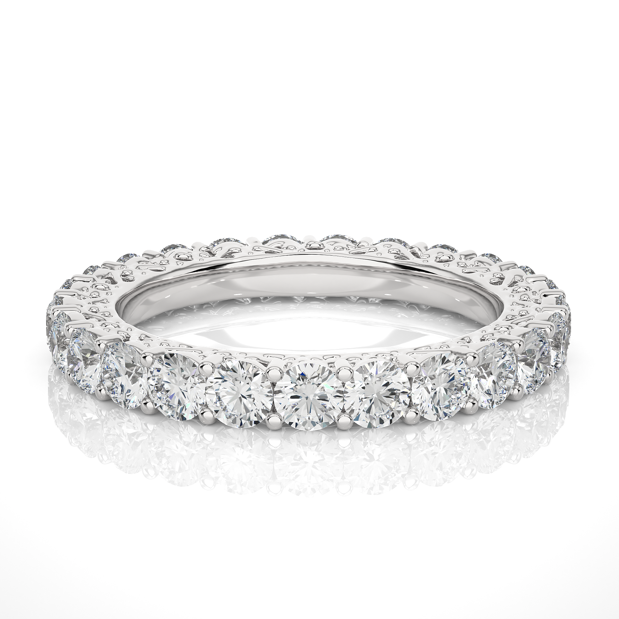 2.28 Carat H Color VS1 Clarity Diamond Studded Natural Diamond Ring.