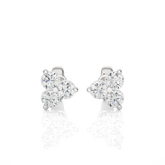 0.44 Carat EF Color VS Clarity Diamond Studded Natural Diamond Studs Earrings