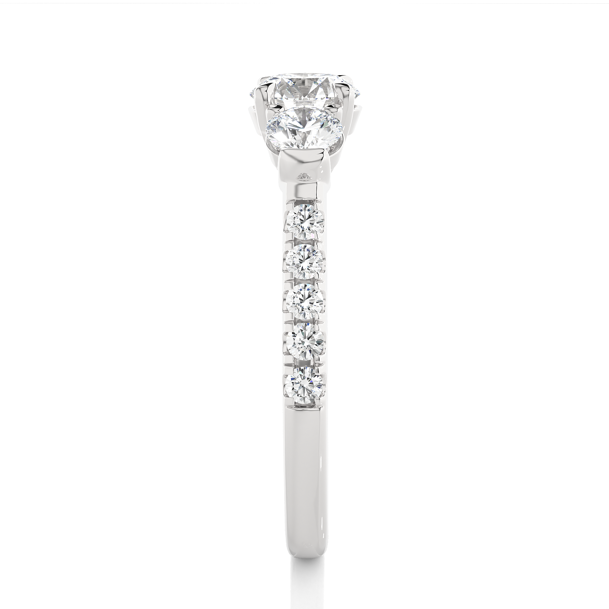 1.55 Carat H Color VS1 Clarity Diamond Studded Natural Diamond Ring.