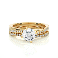 0.72 Carat G Color VS1 Clarity Diamond Studded Natural Diamond Ring