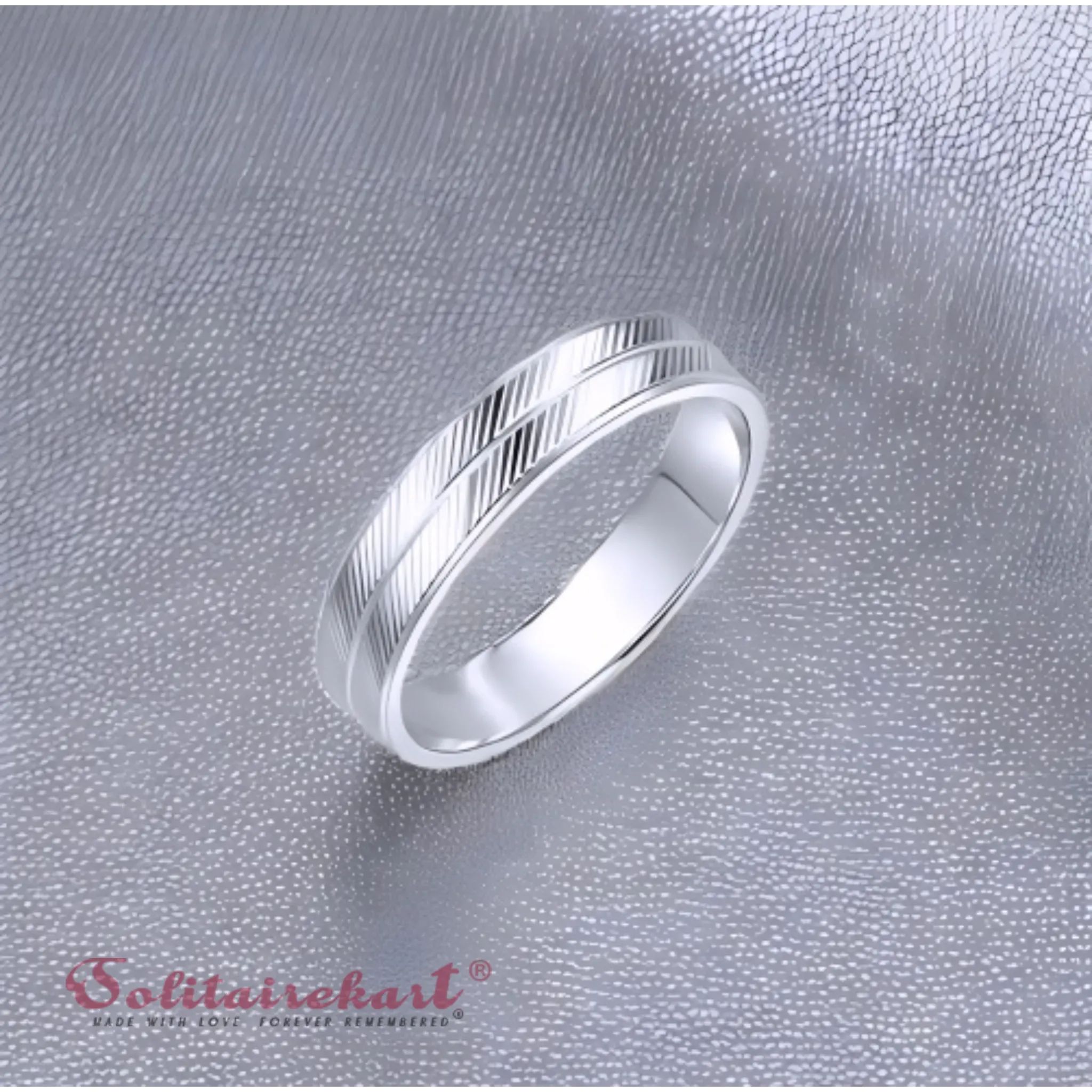 Solitairekart Platinum Wedding Band Ring 5.465gm For Unisex.
