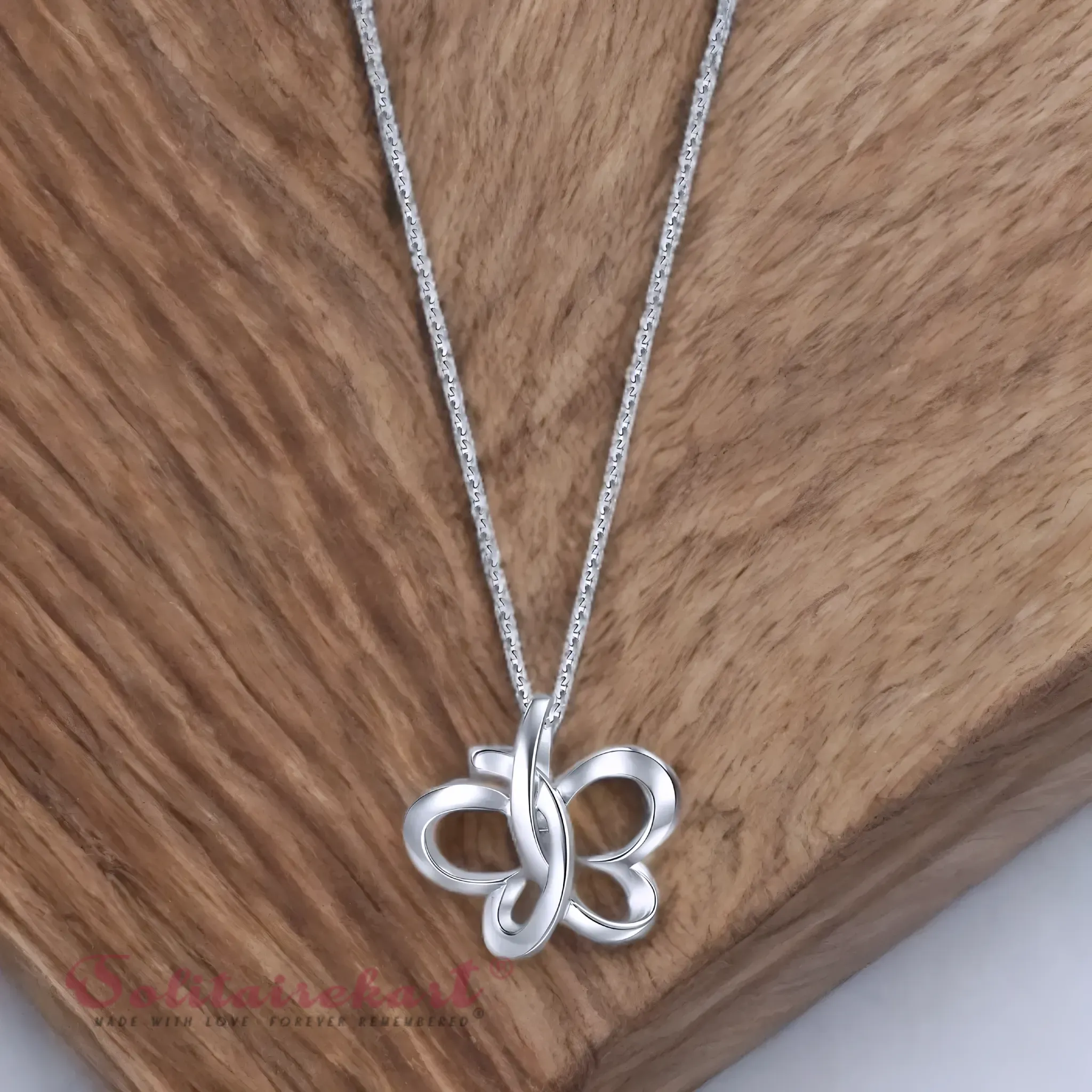 Solitairekart Graceful Butterfly Platinum Pendant 1.647gm Weight For Woman.