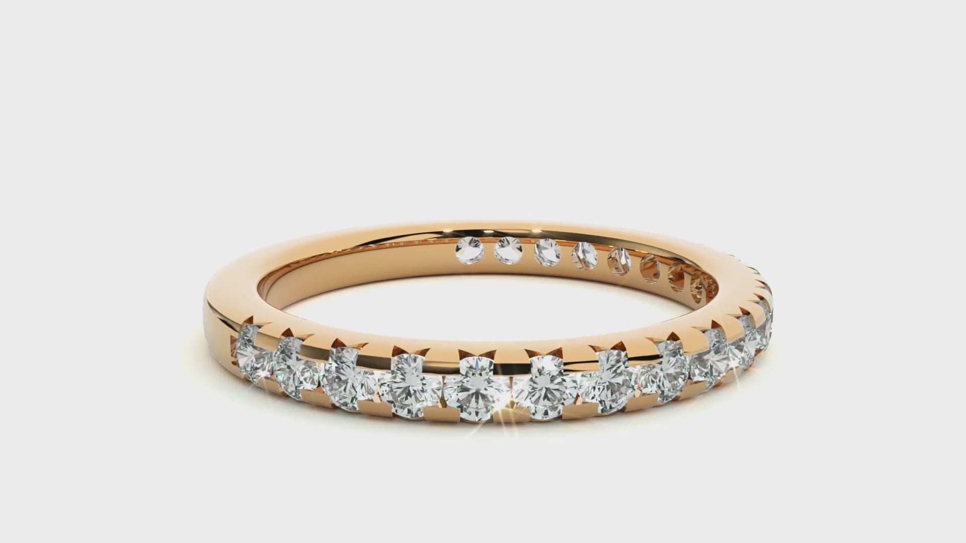 0.73 Carat G Color VS1 Clarity Diamond Studded Natural Diamond Ring.