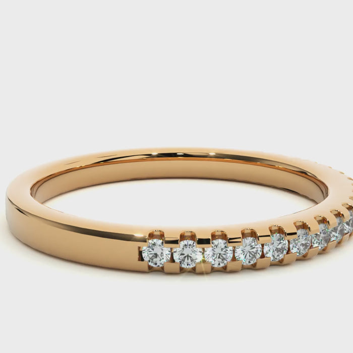 0.20 Carat HI Color VS1 Clarity Diamond Studded Natural Diamond Ring.