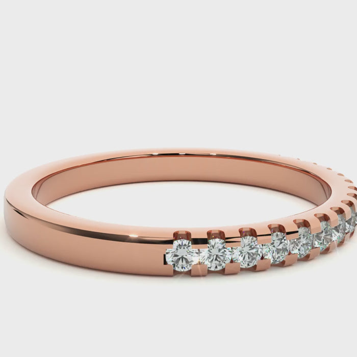 0.25 Carat HI Color VS1 Clarity Diamond Studded Natural Diamond Ring.