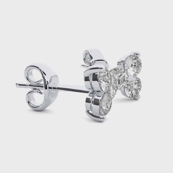 0.44 Carat HI Color VS1 Clarity Diamond Studded Natural Diamond Studs Earrings.