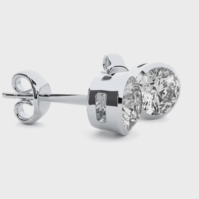 1.18 Carat G Color VS1 Clarity Diamond Studded Natural Diamond Studs Earrings.