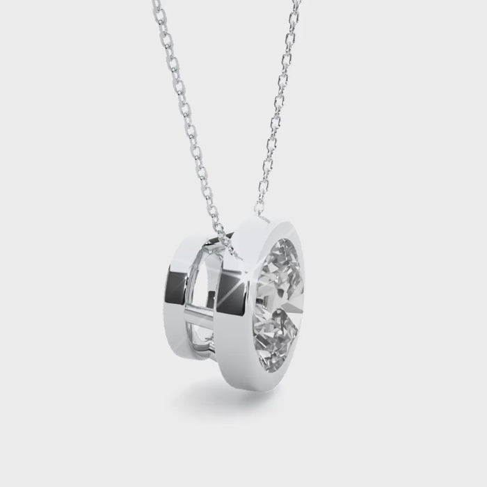 1.08 Carat G Color VS1 Clarity Diamond Studded Natural Diamond pendent.